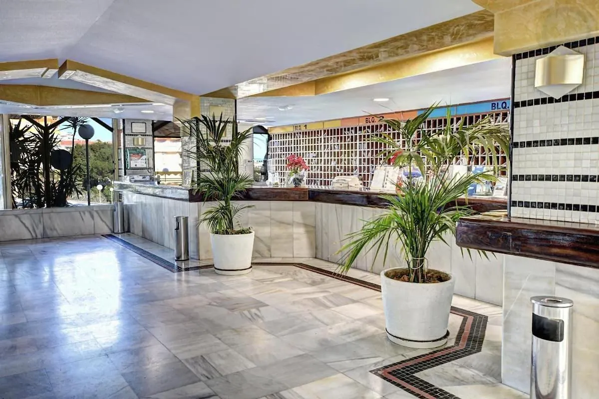 Apartamento Benal beach suite II, estudio con parque acuático y vistas al mar. Benalmádena