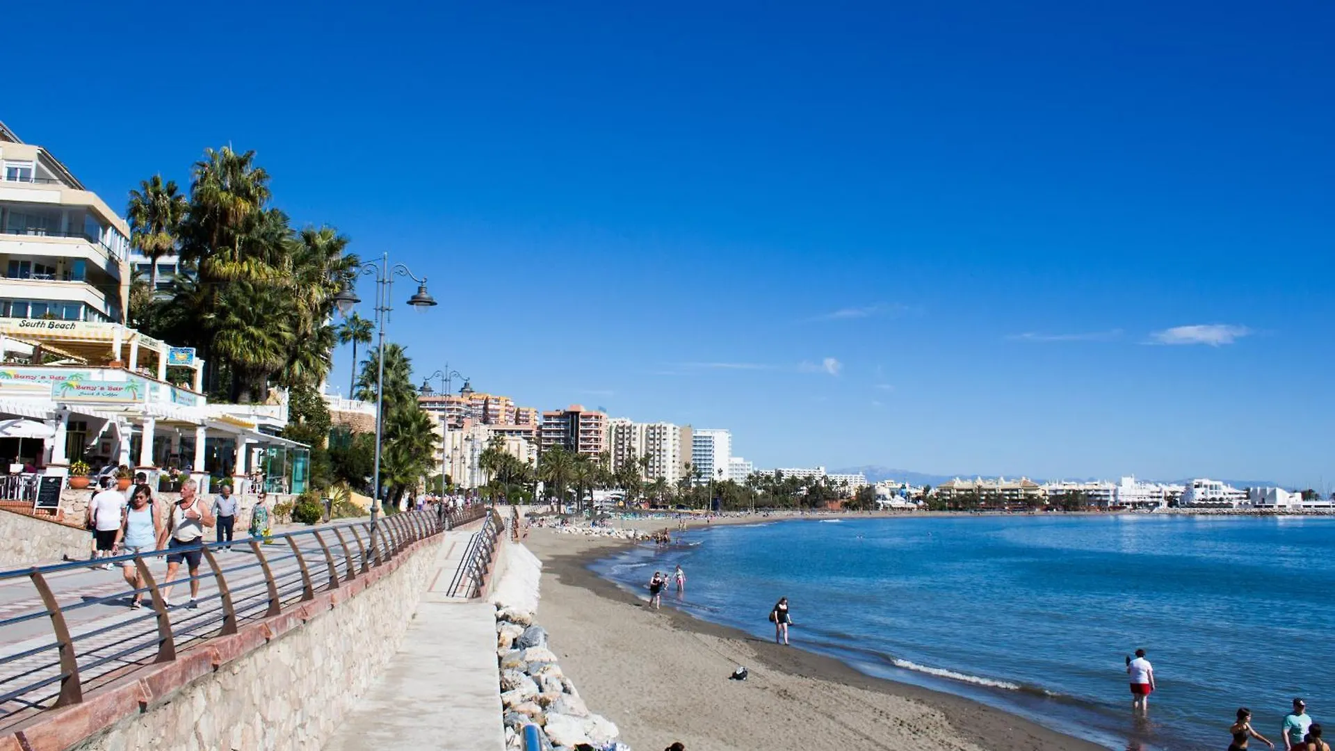Benal beach suite II, estudio con parque acuático y vistas al mar. Benalmádena 0*,  España